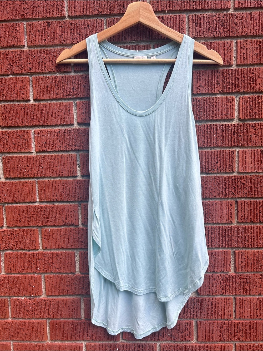 Wilfred by Aritzia Mint Racerback High-Low Tank Top | Small